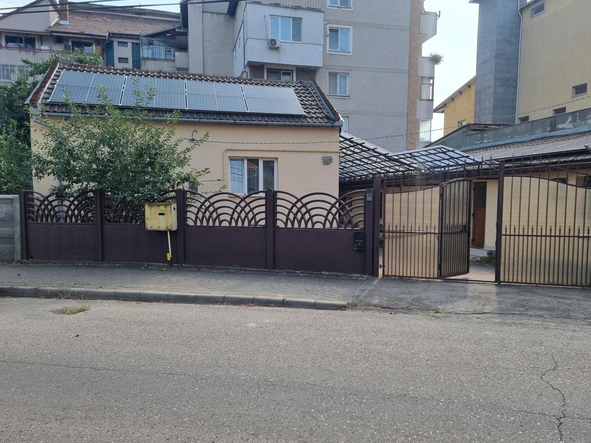 La Bebe 3 Apartment Хунедоара Екстериор снимка