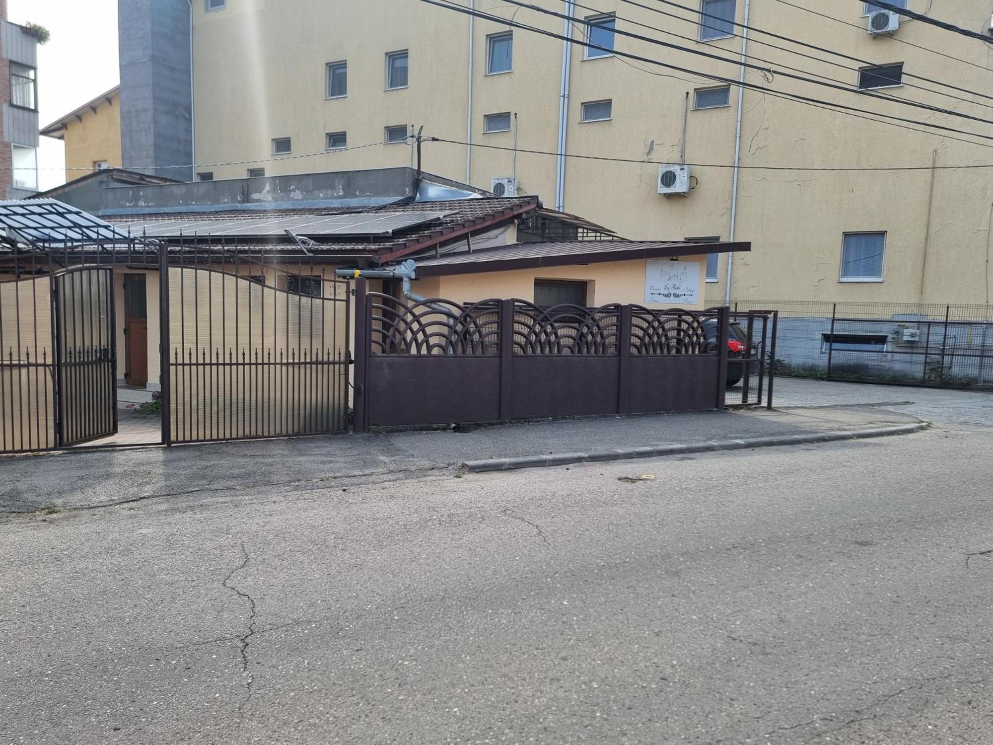 La Bebe 3 Apartment Хунедоара Екстериор снимка